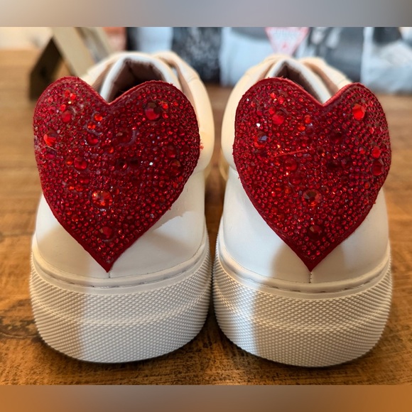 NEW Betsey Johnson White Sneakers with Red Heart - Picture 6 of 8